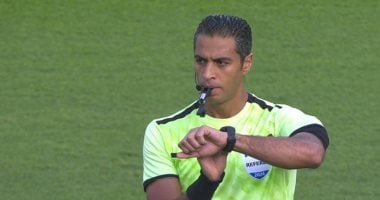 طاقم حكام مصري يدير دربي سيمبا ويانج أفريكانز الحاسم في الدوري التنزاني