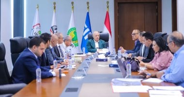 اتحاد الكرة يفرض قيد اللاعبين الأجانب باللغة الإنجليزية بالأندية
