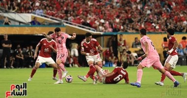ريبيرو يختار بين بيكهام والعش لتعزيز تشكيل الأهلي ضد بورتو