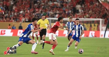 الأهلي يُدخِل بن شرقي وجراديشيا وكمال في مواجهة بوروتو